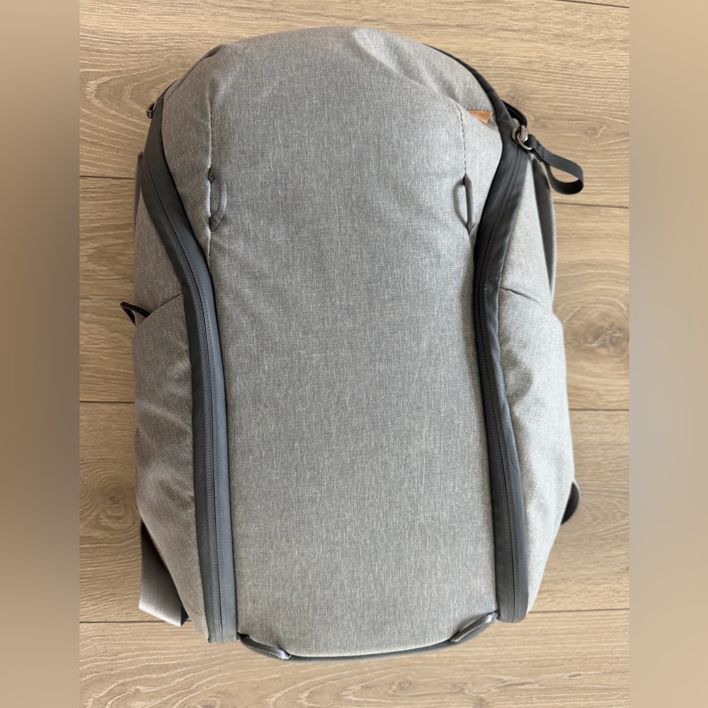 Peak Design Everyday Backpack Zip 15L [Ash color]